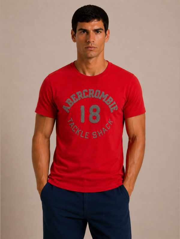 Camiseta Masculina Abercrombie Vermelha Bordada Tackle Shack 18 VERMELHO